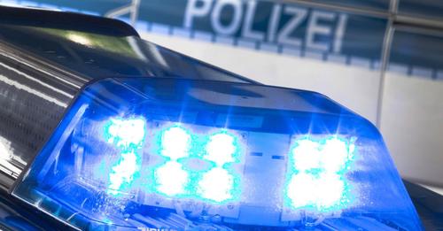 Massiver Polizeieinsatz: Mann bedroht Mitarbeiter in Jobcenter von Lehrte mit Spielzeugwaffe